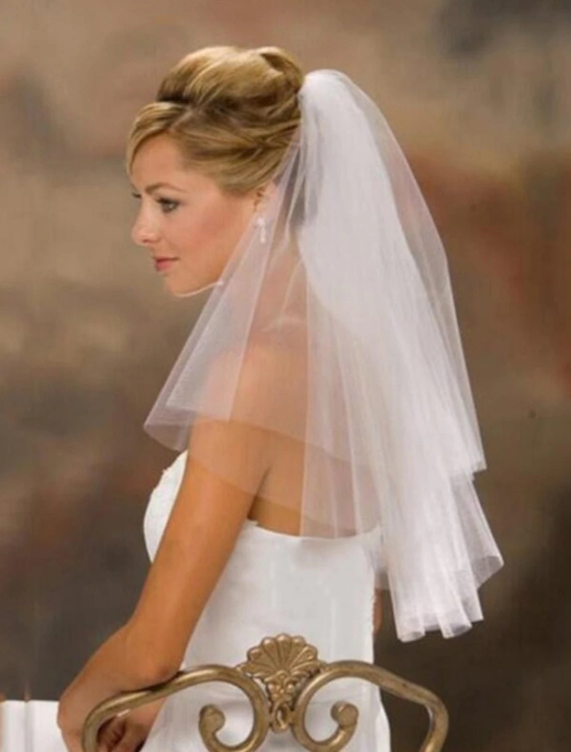 Wholesale Two-tier Simple / Classic Style Wedding Veil Shoulder Veils with Pure Color 27.56 in (70cm) Tulle
