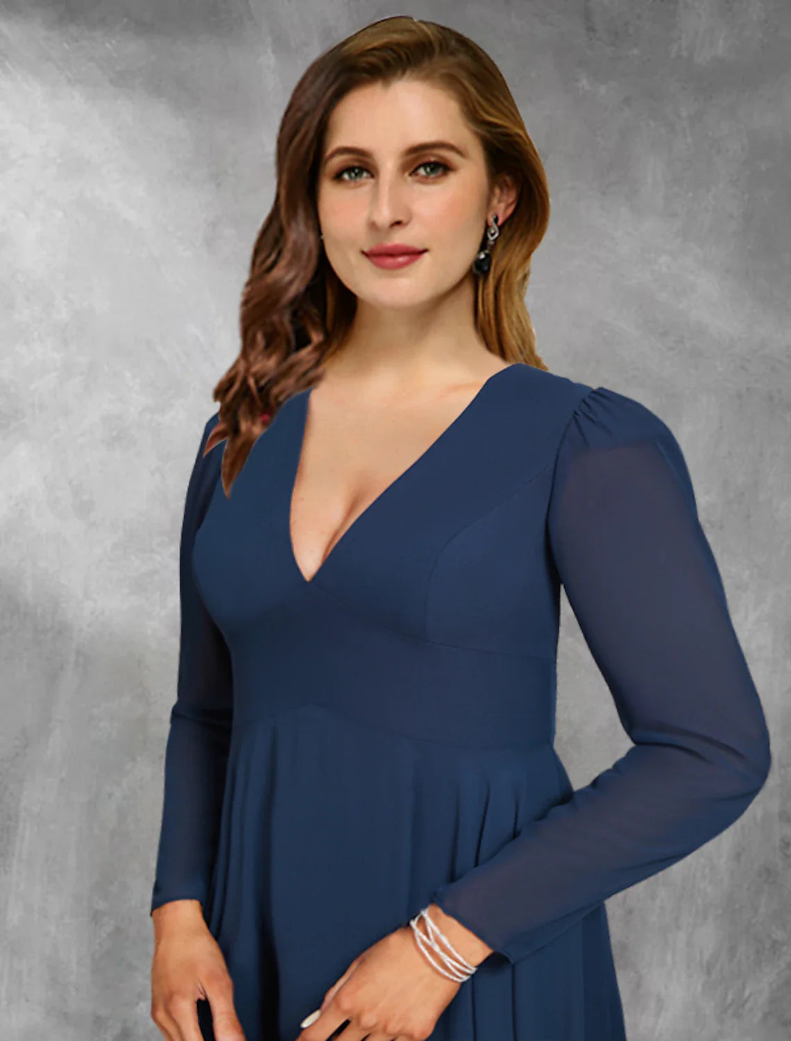 Wholesale A-Line Mother of the Bride Dresses Plus Size Hide Belly Curve Vintage Dress Formal Floor Length Long Sleeve V Neck Chiffon with Pleats Ruffles