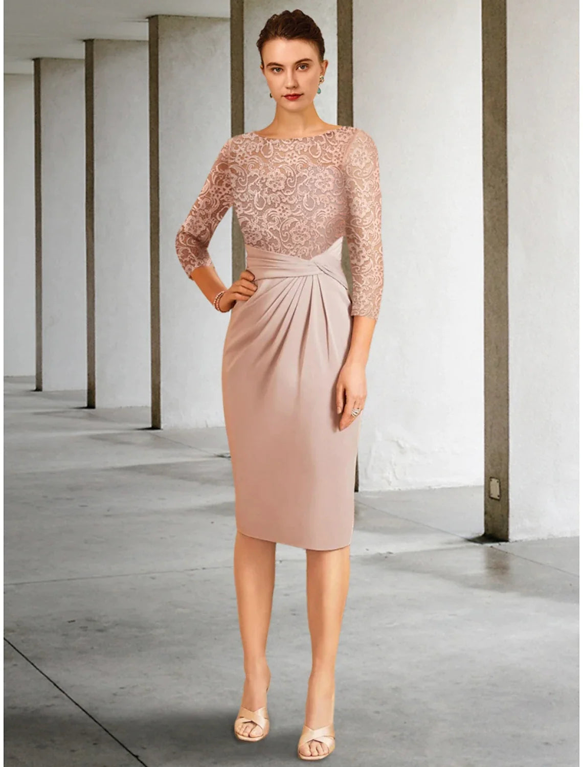 Wholesale A-Line Mother of the Bride Dress Wedding Guest Elegant Petite Scoop Neck Knee Length Chiffon 3/4 Length Sleeve with Lace Ruching Solid Color