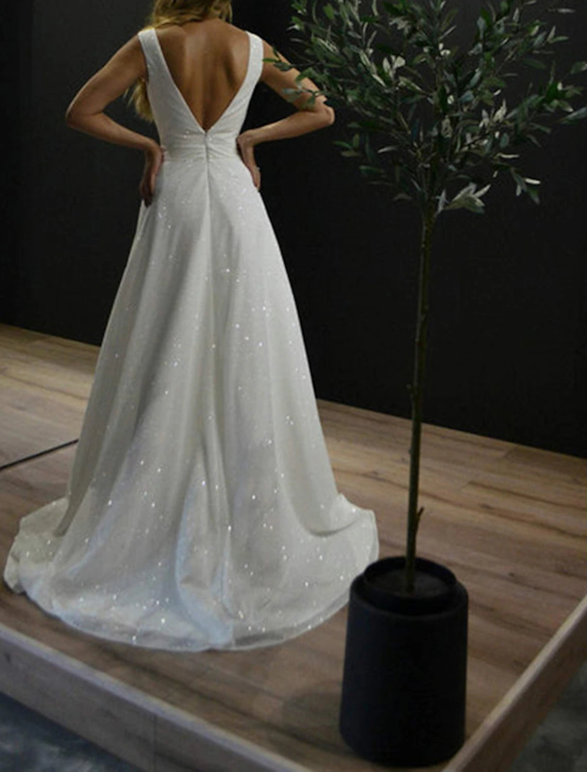 Wholesale A-Line Prom Dresses Glittering Dress Wedding Party Birthday Sweep / Brush Train Sleeveless V Neck Fall Wedding Reception Tulle with Sequin