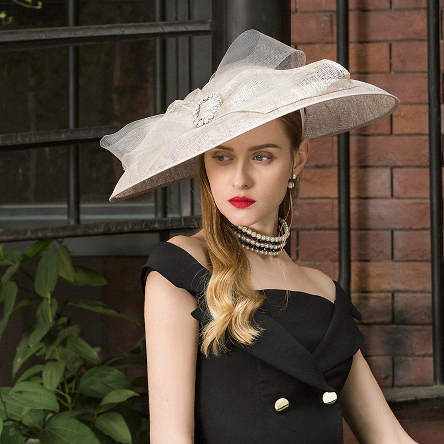 Wholesale Headbands Hats Flax Bowler / Cloche Hat Top Hat Sinamay Hat Wedding Tea Party Elegant Wedding With Rhinestone Bowknot Headpiece Headwear