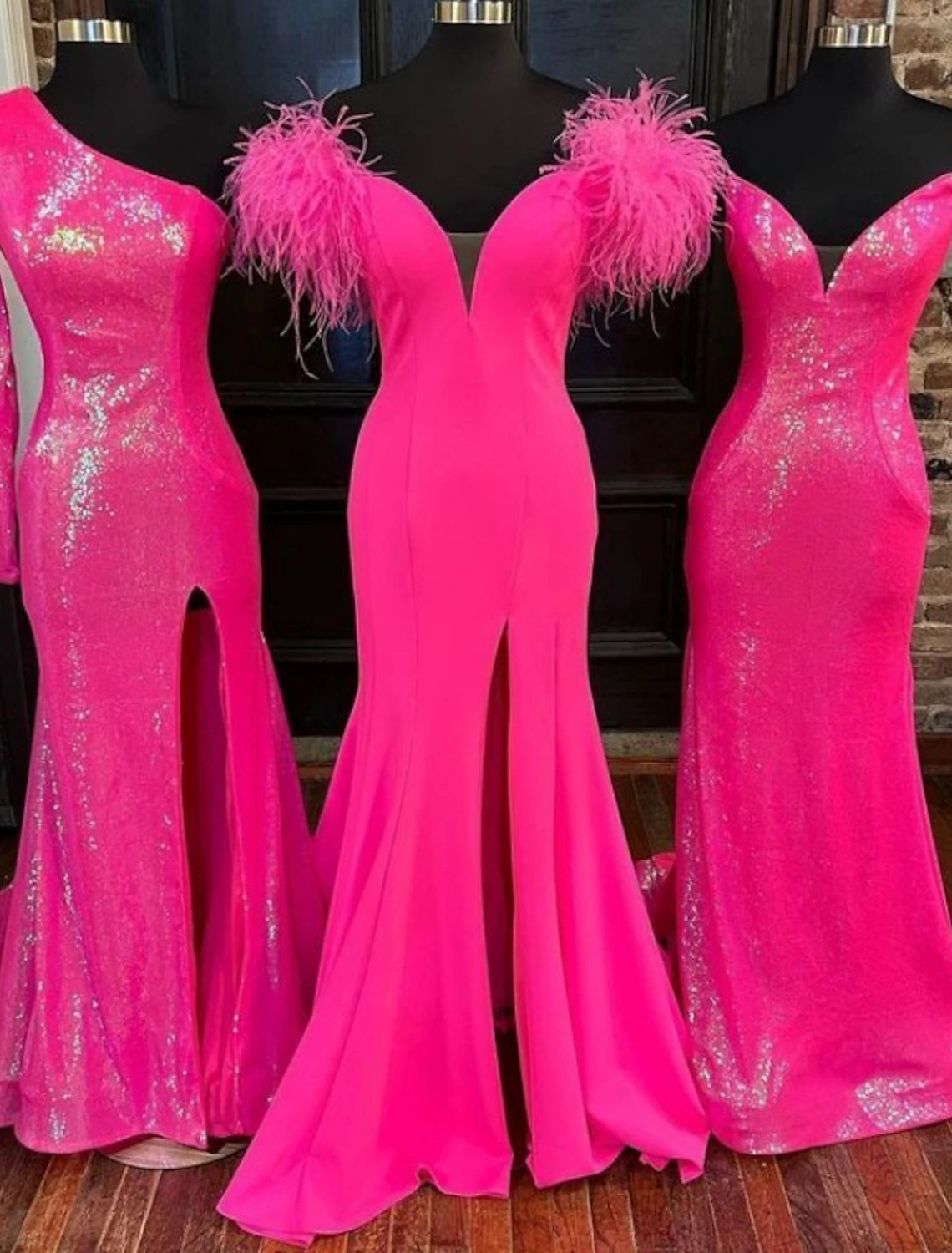 Wholesale  Sheath / Column Prom Dresses Sparkle & Shine Dress Prom Wedding Party Sweep / Brush Train Sleeveless Sweetheart Tulle with Feather Sequin Slit