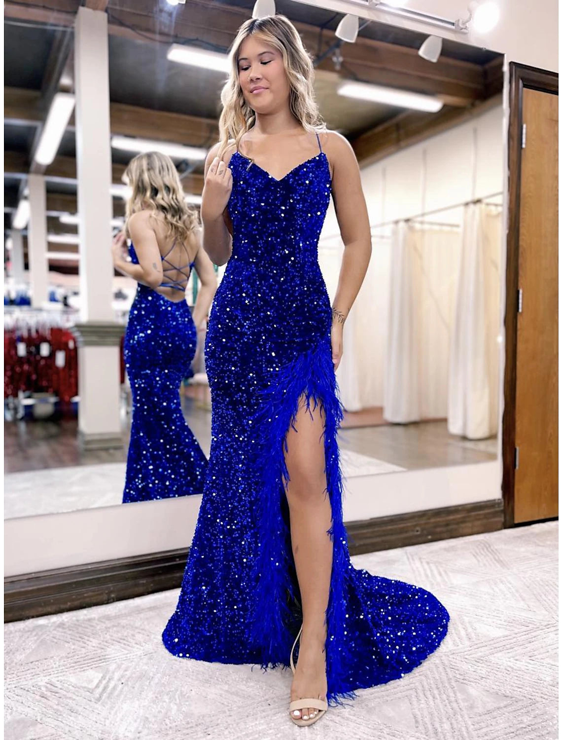 Wholesale  Mermaid / Trumpet Prom Dresses Sparkle & Shine Dress Formal Wedding Party Court Train Sleeveless V Neck Sequined Backless with Sequin Slit