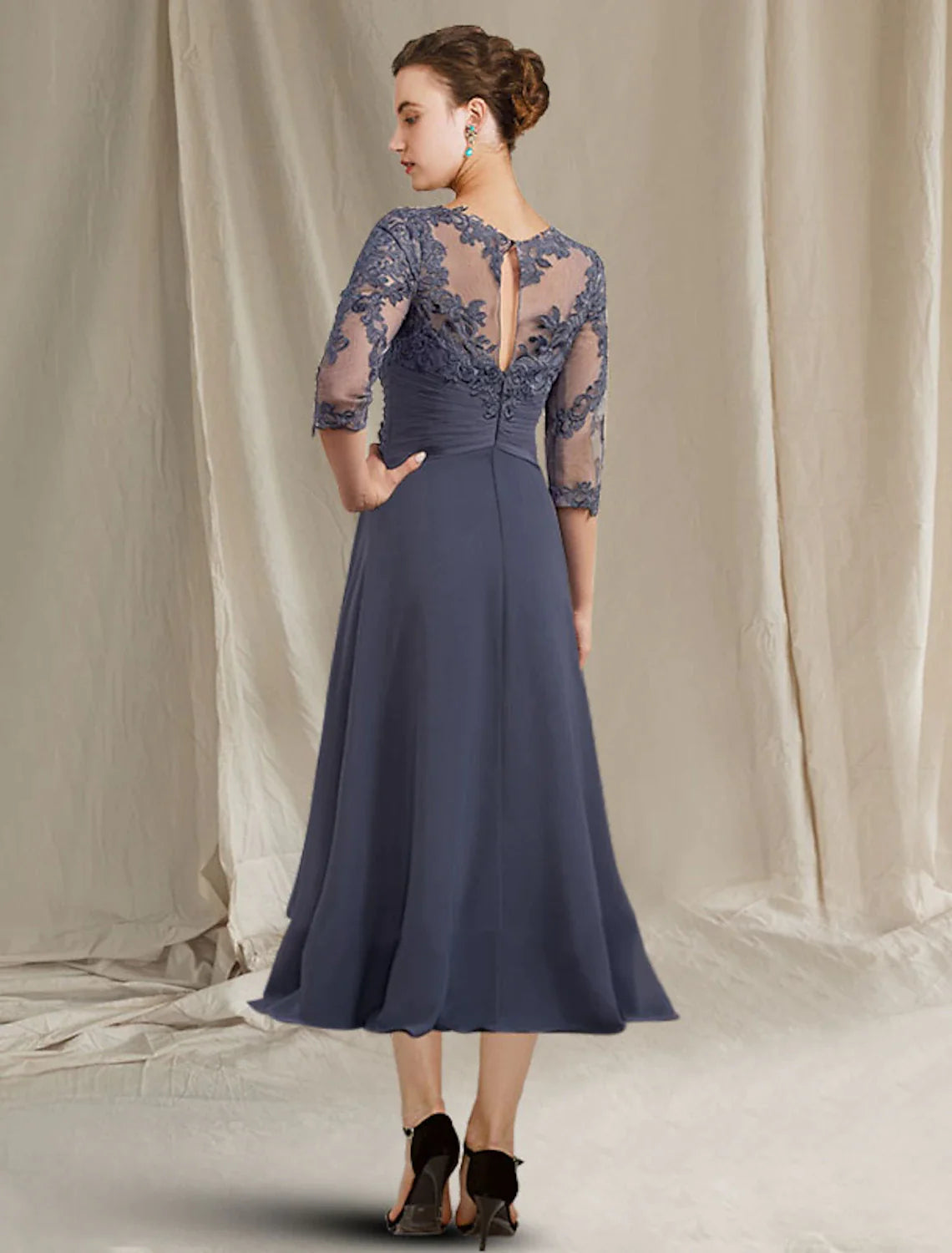 Wholesale A-Line Mother of the Bride Dress Plus Size Elegant Jewel Neck Tea Length Chiffon Lace 3/4 Length Sleeve with Pleats Appliques