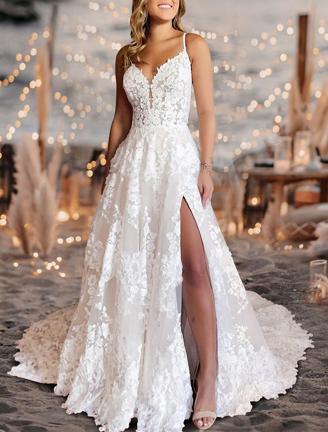 Wholesale Beach Mature Wedding Dresses A-Line Camisole Sleeveless Court Train Lace Bridal Gowns With Pleats Split Front
