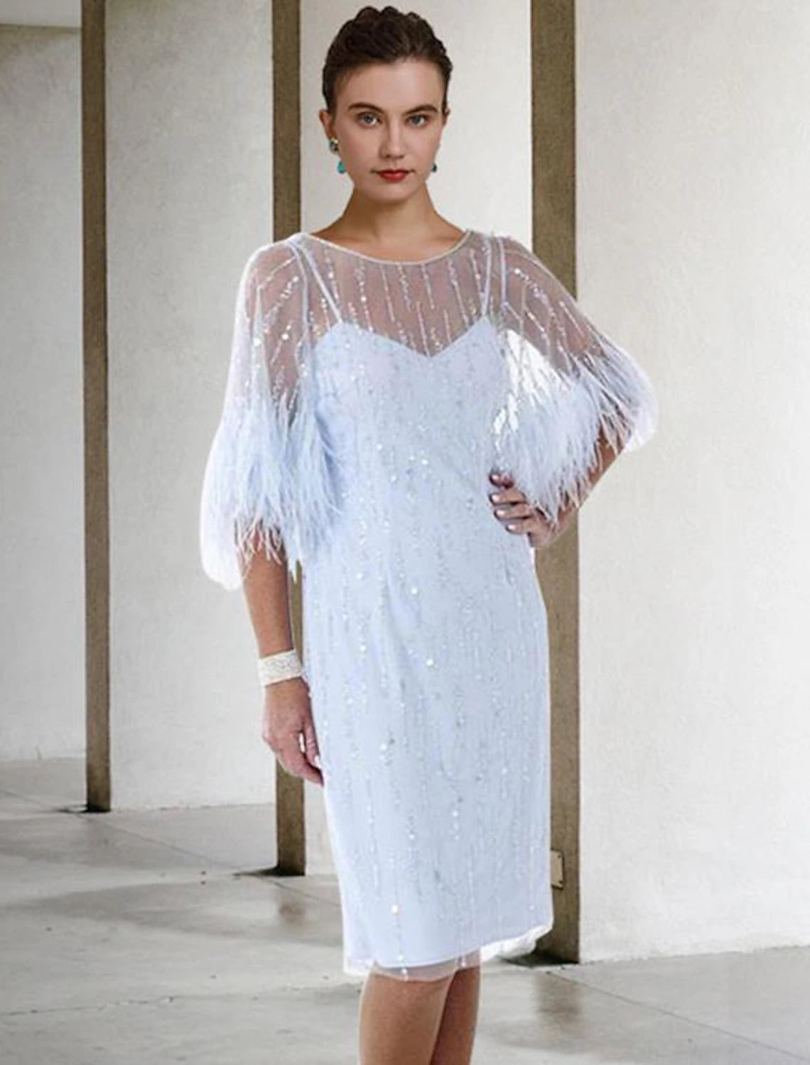 Wholesale  Sheath / Column Mother of the Bride Dress Fall Wedding Guest Sparkle & Shine Elegant Jewel Neck Knee Length Stretch Chiffon Half Sleeve with Feather Beading Sequin