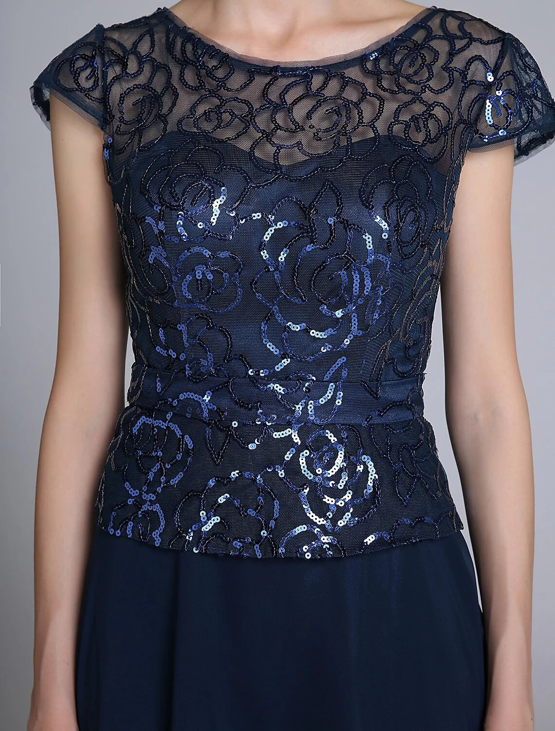 Wholesale Sheath / Column Mother of the Bride Dress Sparkle & Shine Scoop Neck Floor Length Chiffon Short Sleeve No with Sequin