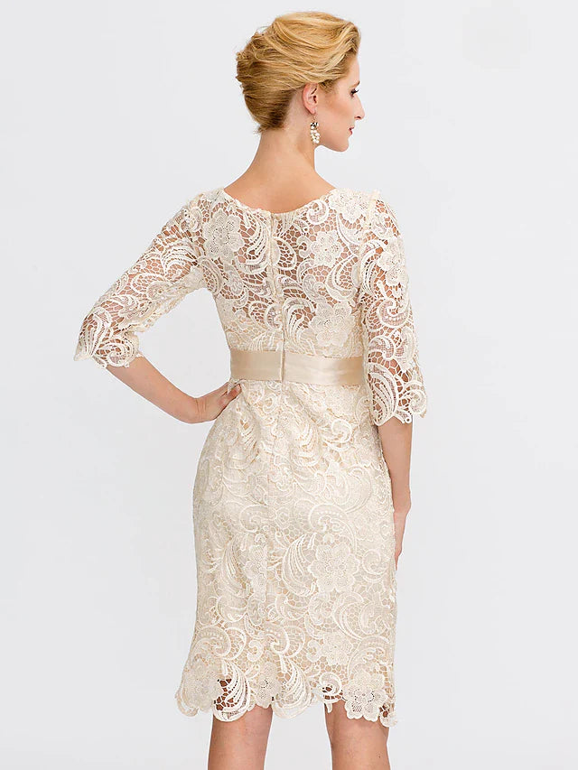 Wholesale Sheath / Column Mother of the Bride Dress Formal Wedding Guest Plus Size Elegant Illusion Neck Knee Length All Over Lace 3/4 Length Sleeve with Bow(s)