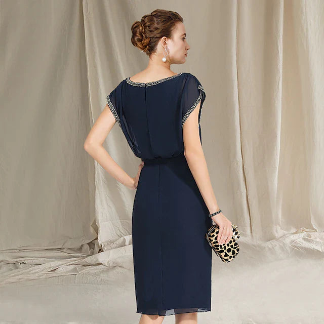 Wholesale Sheath / Column Mother of the Bride Dress Plus Size Elegant Jewel Neck Knee Length Chiffon Cap Sleeve with Beading