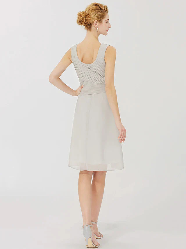 Wholesale Sheath / Column Mother of the Bride Dress Formal Classic & Timeless Elegant & Luxurious Convertible Dress Jewel Neck Knee Length Chiffon 3/4 Length Sleeve with Criss Cross Crystal Brooch