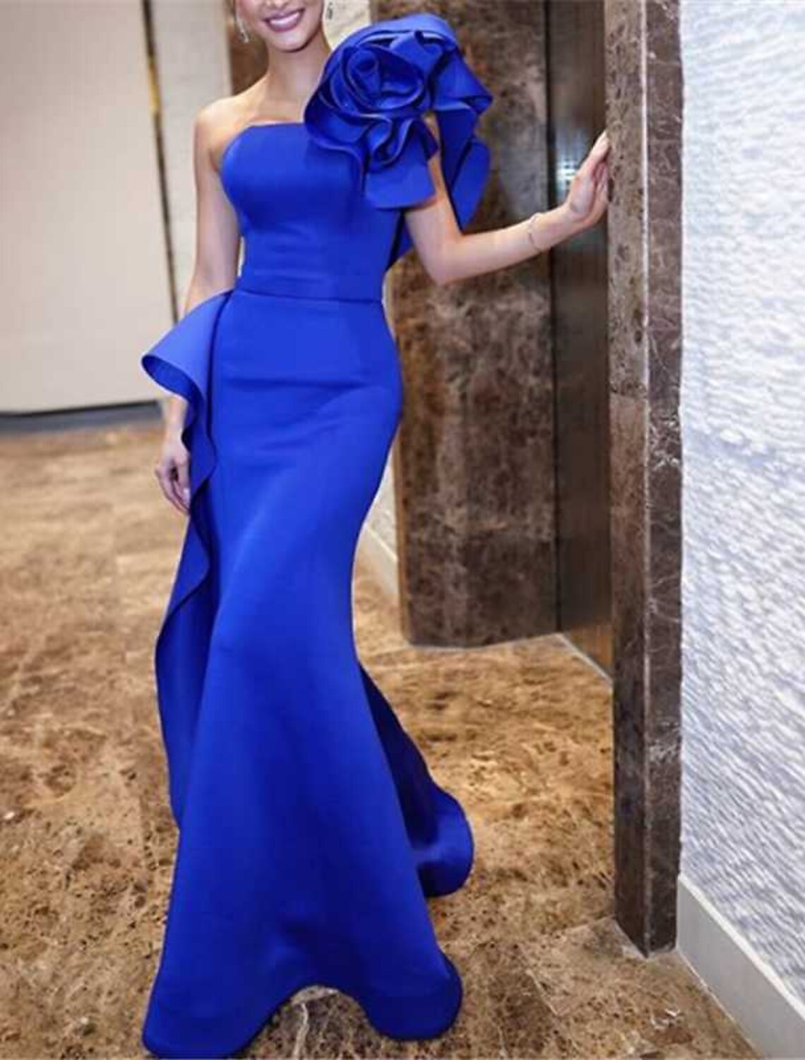 Wholesale Mermaid Party Dress Evening Gown Maxi Dress Formal Wedding Guest Sweep / Brush Train Sleeveless Strapless Satin with Ruffles Shouder Flower