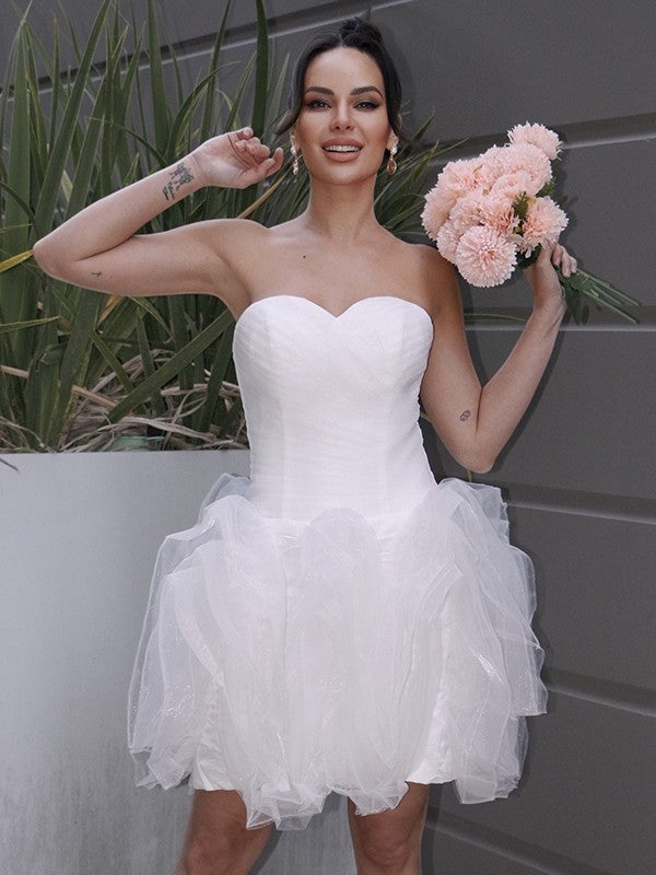 Wholesale A-Line/Princess Organza Ruched Sweetheart Sleeveless Short/Mini Wedding Dresses