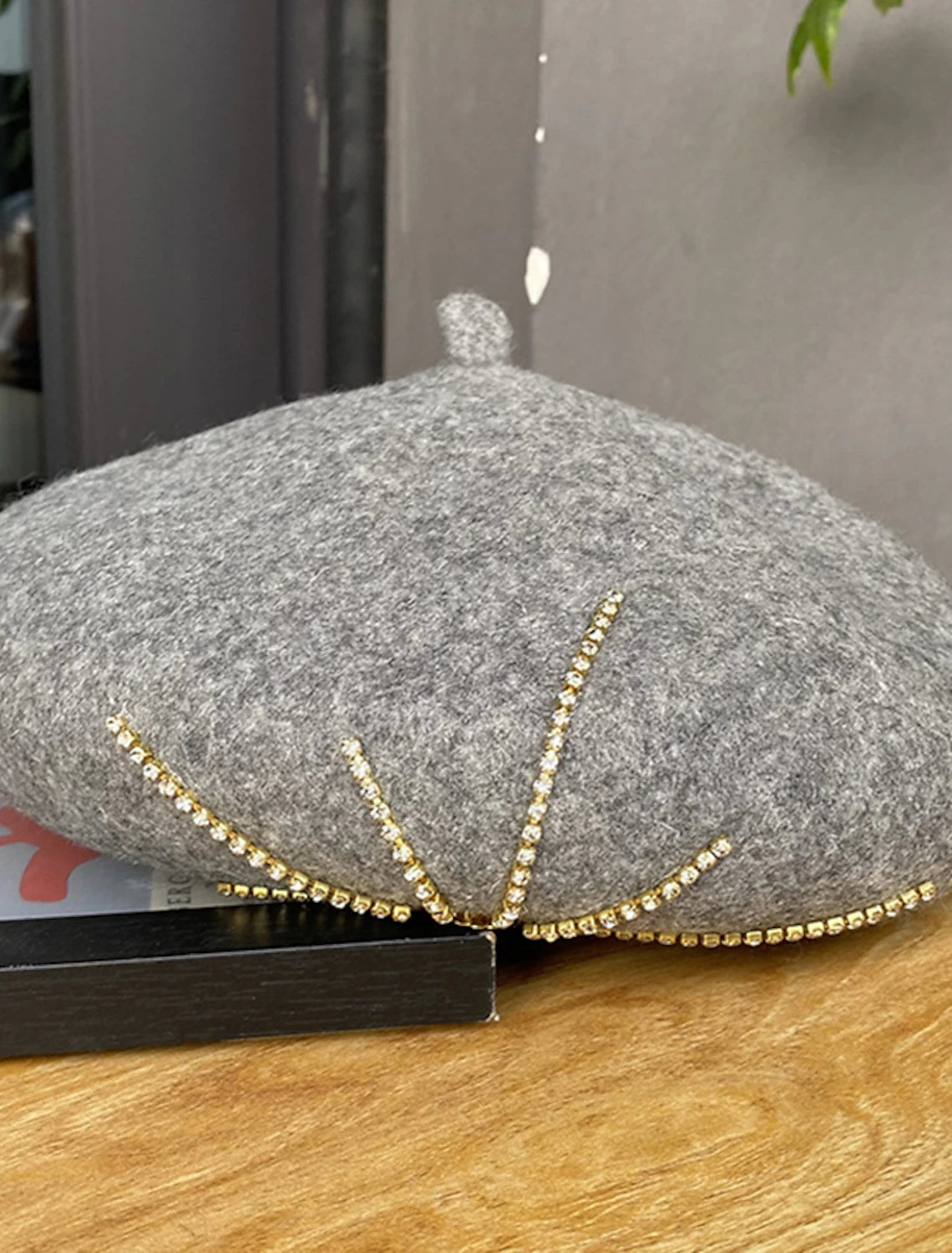 Wholesale Hats Poly / Cotton Blend Beret Hat Casual Holiday Retro Sweet With Pure Color Trim Headpiece Headwear