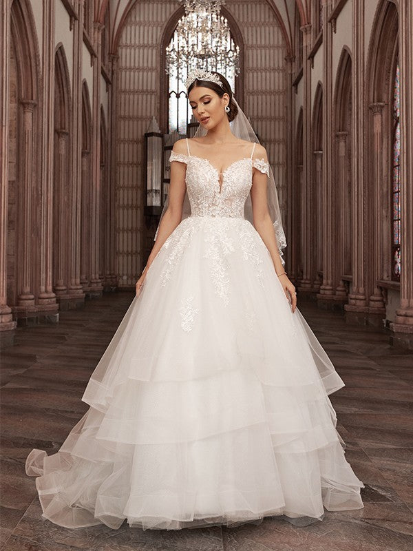 Wholesale A-Line/Princess Tulle Applique Sweetheart Sleeveless Sweep/Brush Train Wedding Dresses