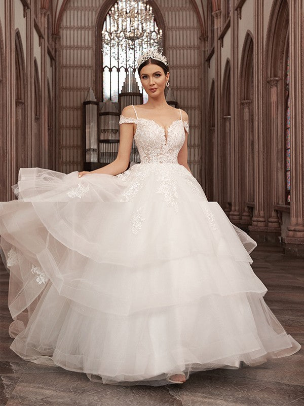 Wholesale A-Line/Princess Tulle Applique Sweetheart Sleeveless Sweep/Brush Train Wedding Dresses