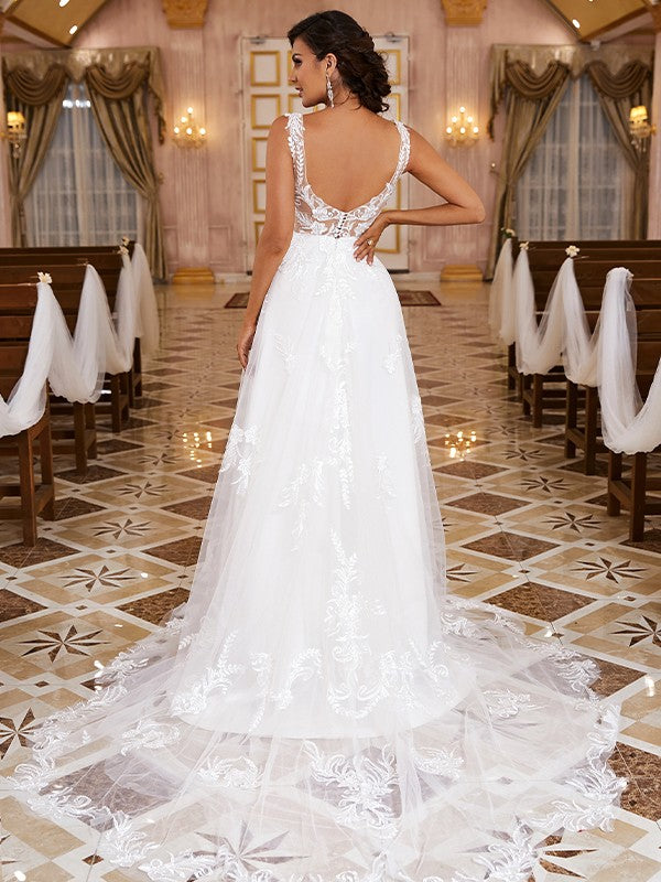Wholesale A-Line/Princess Lace Applique Scoop Sleeveless Sweep/Brush Train Wedding Dresses