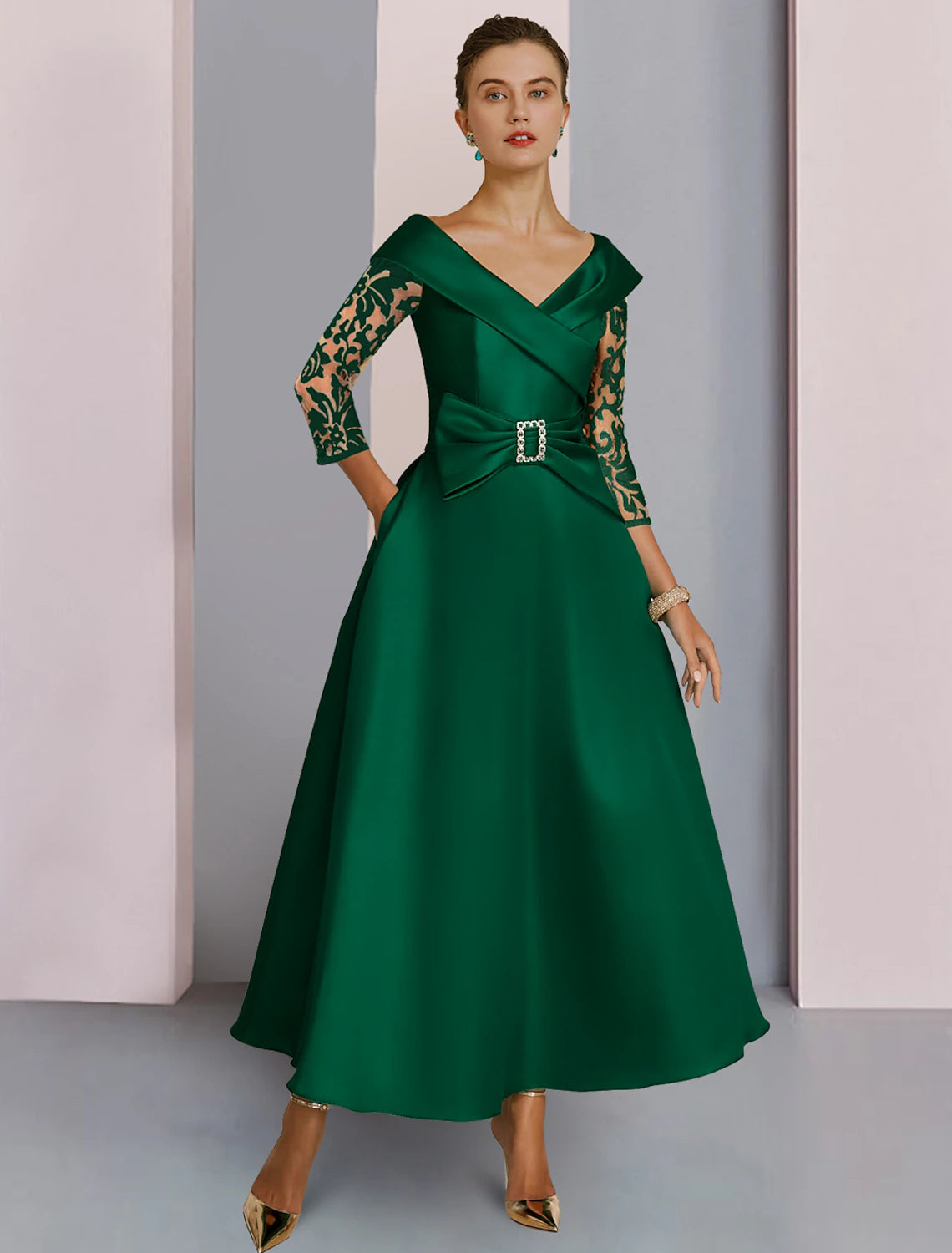 Wholesale A-Line Mother of the Bride Dress Formal Wedding Guest Elegant V Neck Tea Length Satin Lace Sequined 3/4 Length Sleeve with Bow(s) Crystal Brooch