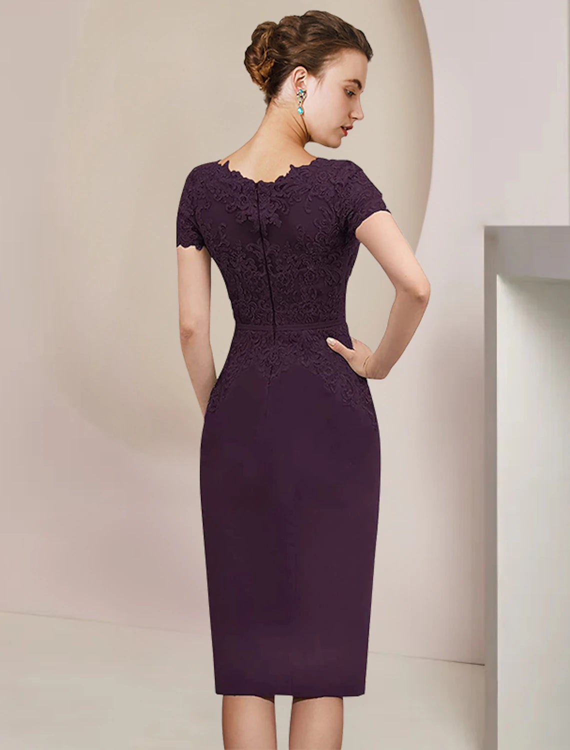 Wholesale  Two Piece Sheath / Column Mother of the Bride Dress Formal Wedding Guest Elegant V Neck Knee Length Chiffon Lace Short Sleeve Jacket Dresses with Appliques