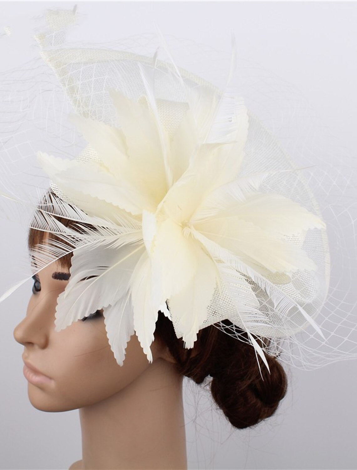 Wholesale Fascinators Hats Headpiece Sinamay Formal Kentucky Derby Horse Race Ladies Day Church Elegant Lady British With Feather Tulle Headpiece Headwear