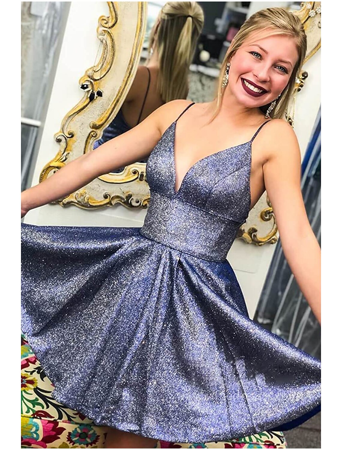 Wholesale A-Line Cocktail Dresses Party Dress Homecoming Graduation Short / Mini Sleeveless V Neck Satin Backless with Pleats