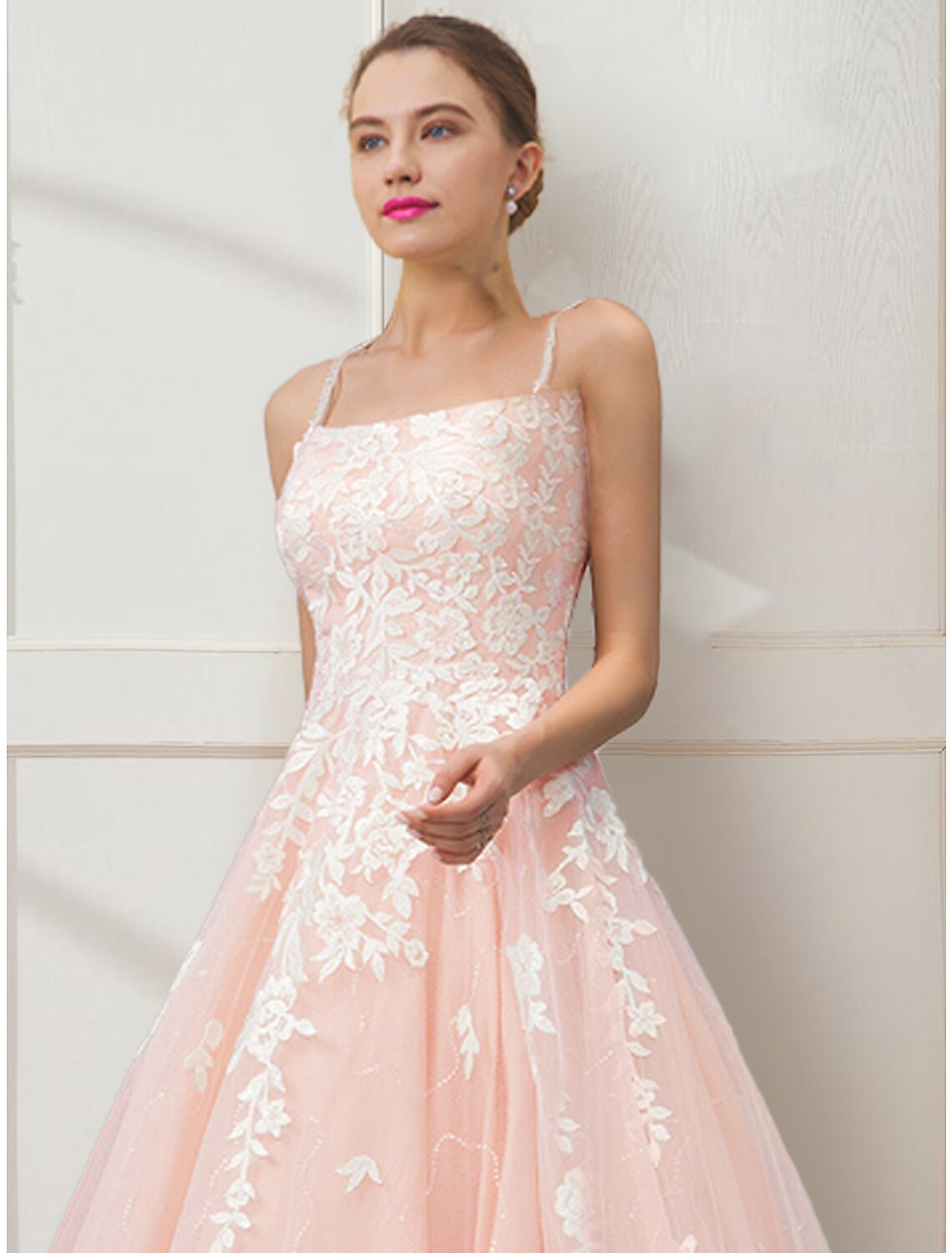 Wholesale  Ball Gown Prom Dresses Floral Dress Masquerade Prom Floor Length Sleeveless Spaghetti Strap Tulle Crisscross Back with Embroidery