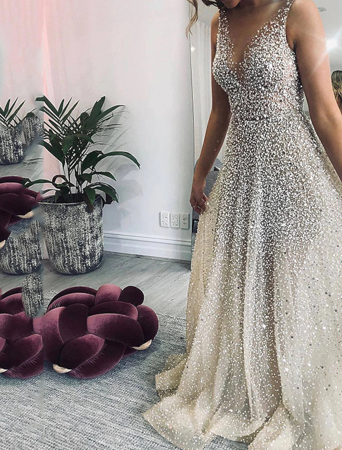 Wholesale A-Line Prom Dresses Glittering Dress Party Wear Wedding Party Sweep / Brush Train Sleeveless V Neck Tulle with Sequin