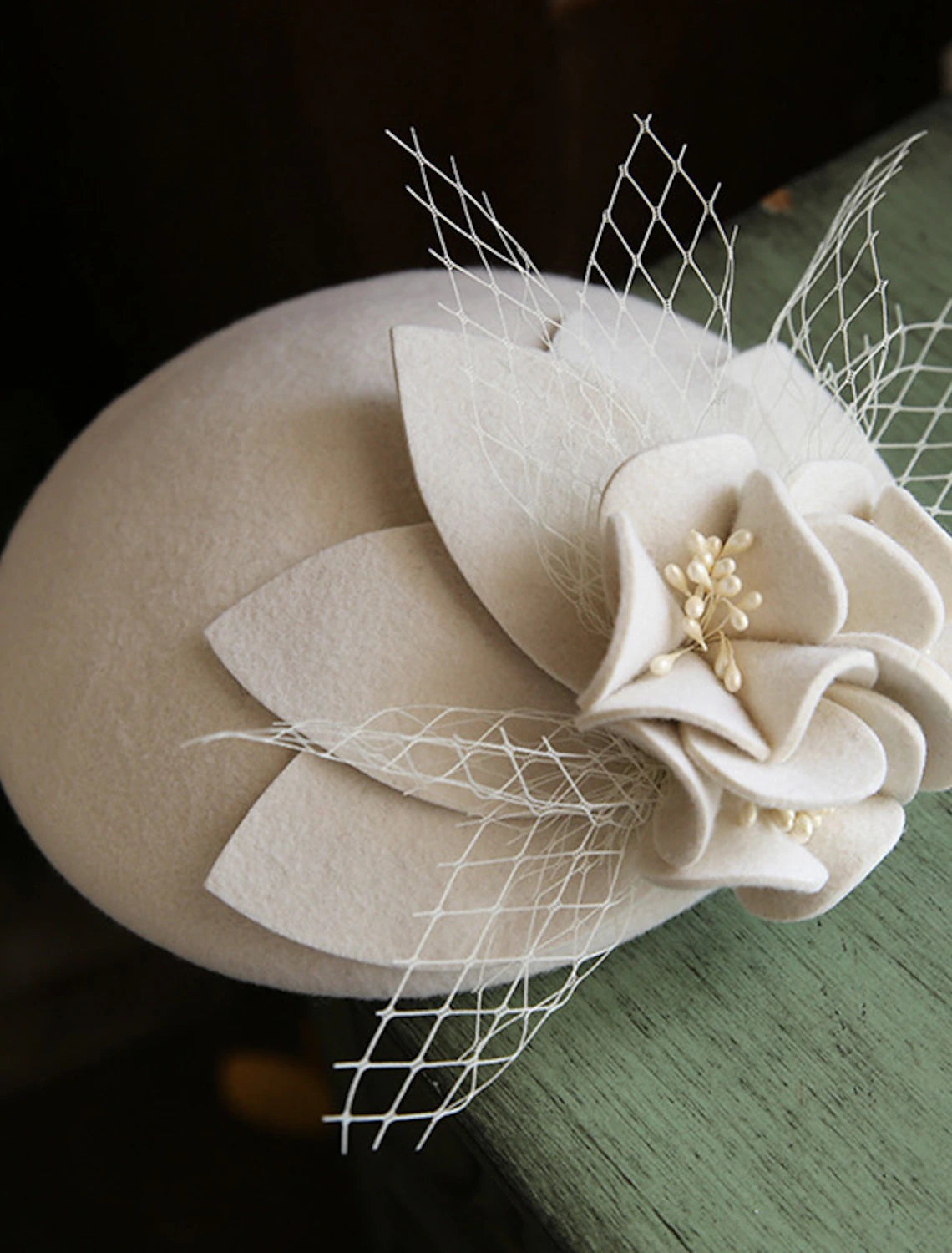 Wholesale Fascinators Kentucky Derby Hat Wool Bucket Hat Horse Race Ladies Day Melbourne Cup Flower Elegant With Floral Tulle Headpiece Headwear