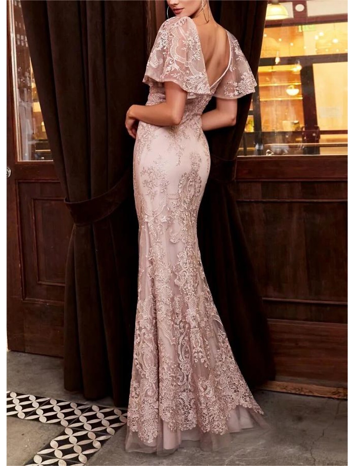 Wholesale Mermaid / Trumpet Mother of the Bride Dress Formal Wedding Guest Elegant V Neck Floor Length Lace Tulle Short Sleeve with Lace Beading Embroidery