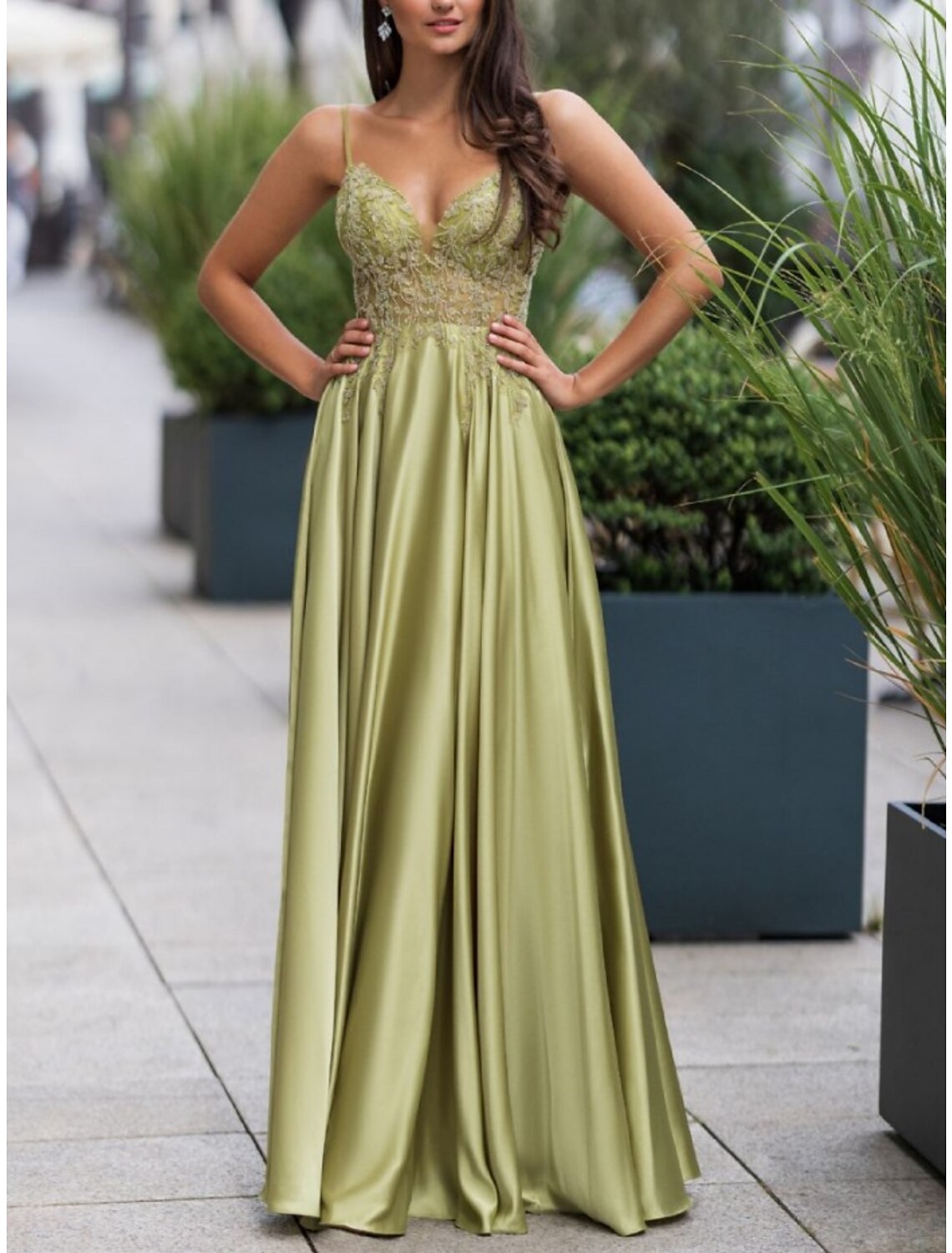 Wholesale A-Line Bridesmaid Dress Spaghetti Strap Sleeveless Elegant Floor Length Stretch Satin with Lace / Ruching