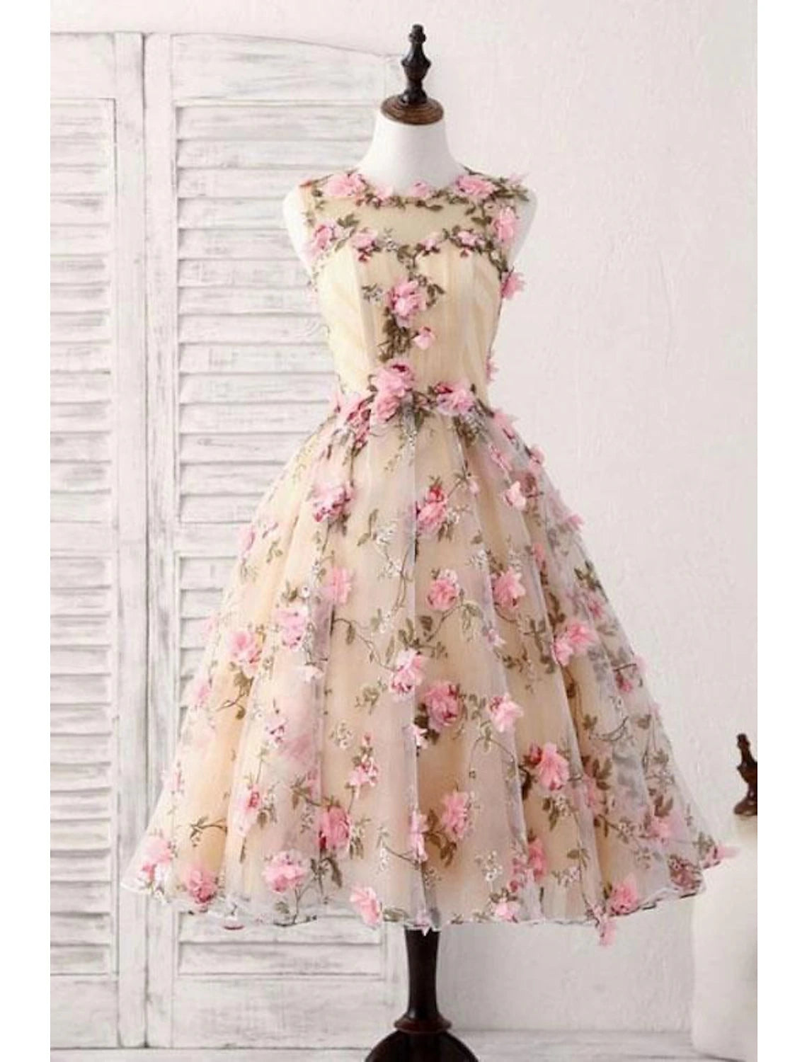 Wholesale A-Line Cocktail Dresses Party Dress Wedding Guest Graduation Short / Mini Sleeveless Jewel Neck Satin with Appliques