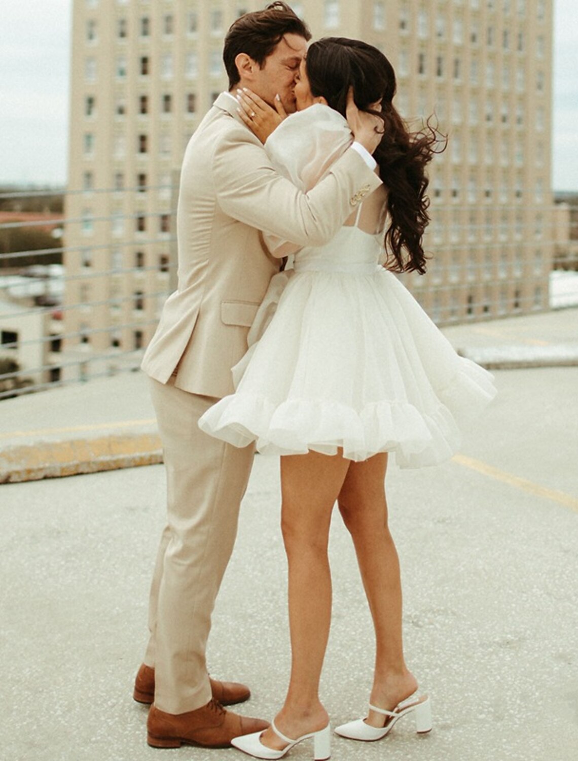 Wholesale Reception Little White Dresses Wedding Dresses A-Line High Neck Long Sleeve Short / Mini Organza Bridal Gowns With Pick Up Skirt