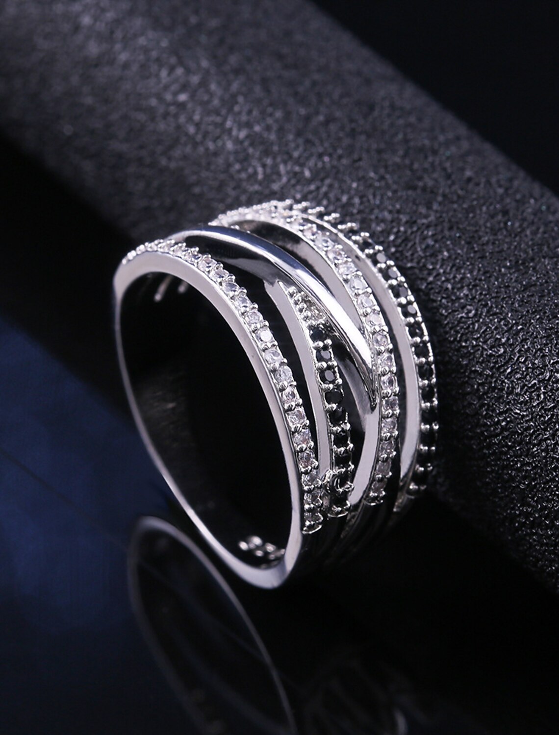 Wholesale Couple Rings Wedding Fancy Black White Alloy Drop Elegant Cute Stylish