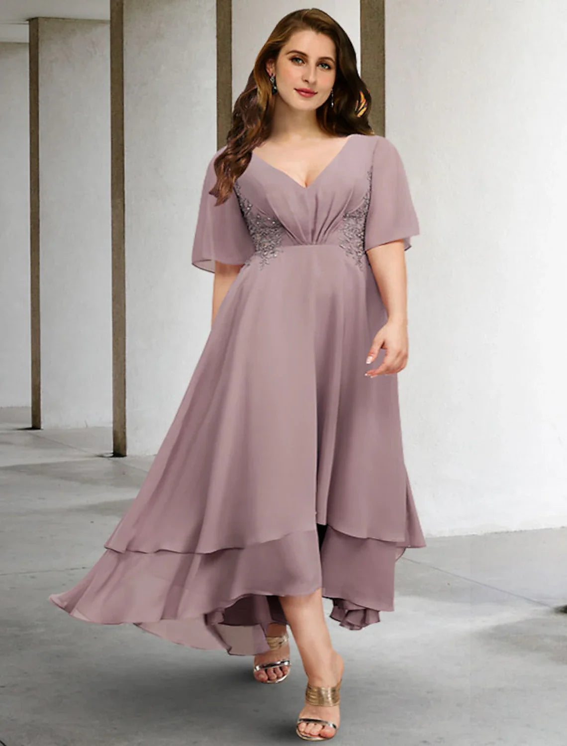 Wholesale A-Line Mother of the Bride Dresses Plus Size Hide Belly Curve Elegant Dress Formal Asymmetrical Short Sleeve V Neck Chiffon with Ruffles Appliques