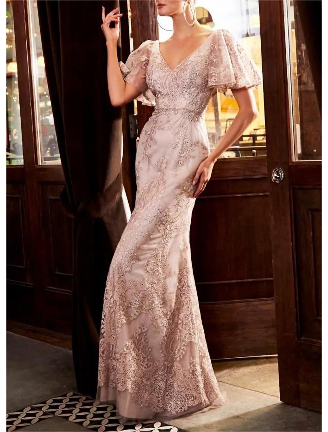 Wholesale Mermaid / Trumpet Mother of the Bride Dress Formal Wedding Guest Elegant V Neck Floor Length Lace Tulle Short Sleeve with Lace Beading Embroidery