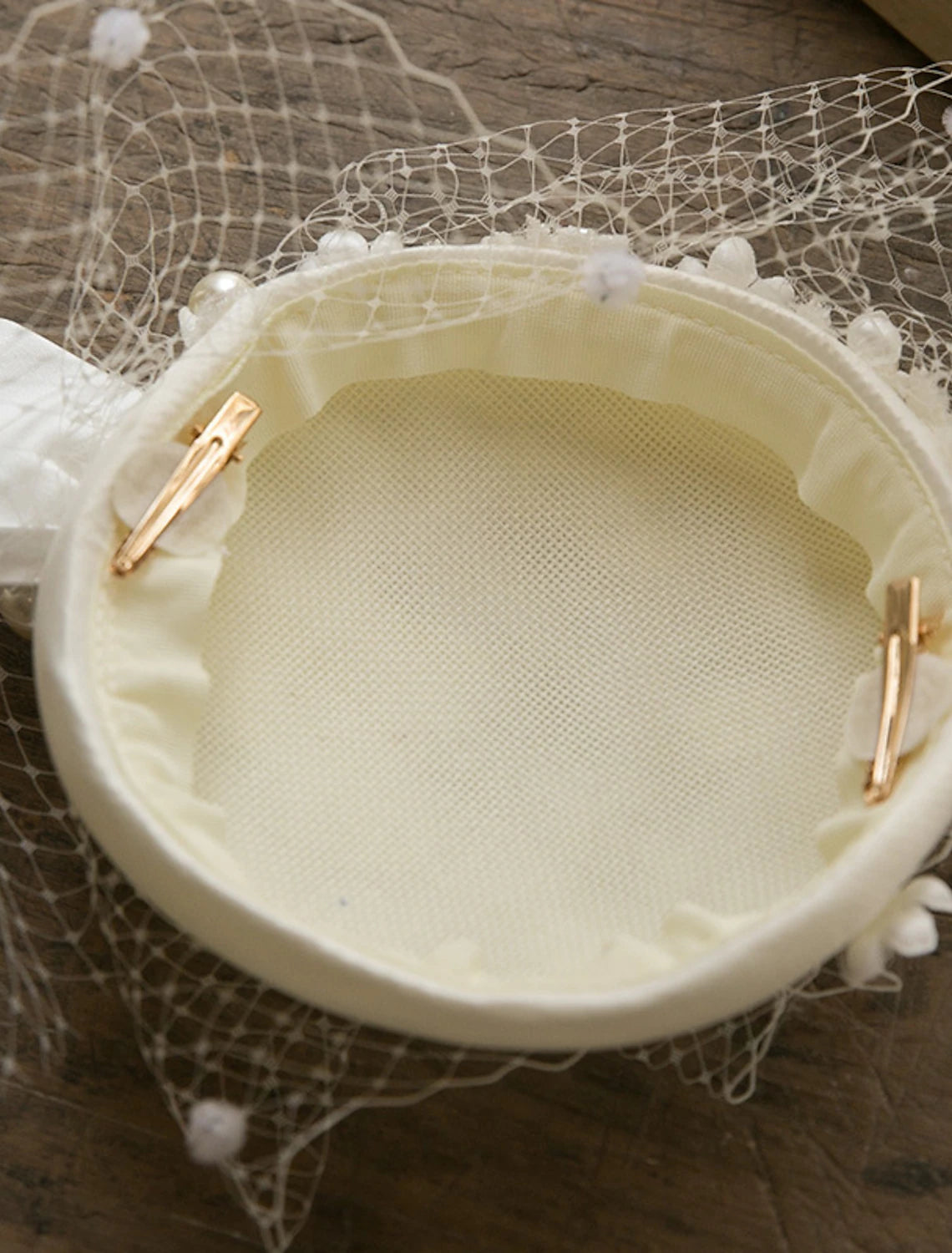 Wholesale Fascinators Kentucky Derby Hat Fabric Bucket Hat Horse Race Ladies Day Melbourne Cup Flower Elegant With Imitation Pearl Floral Headpiece Headwear