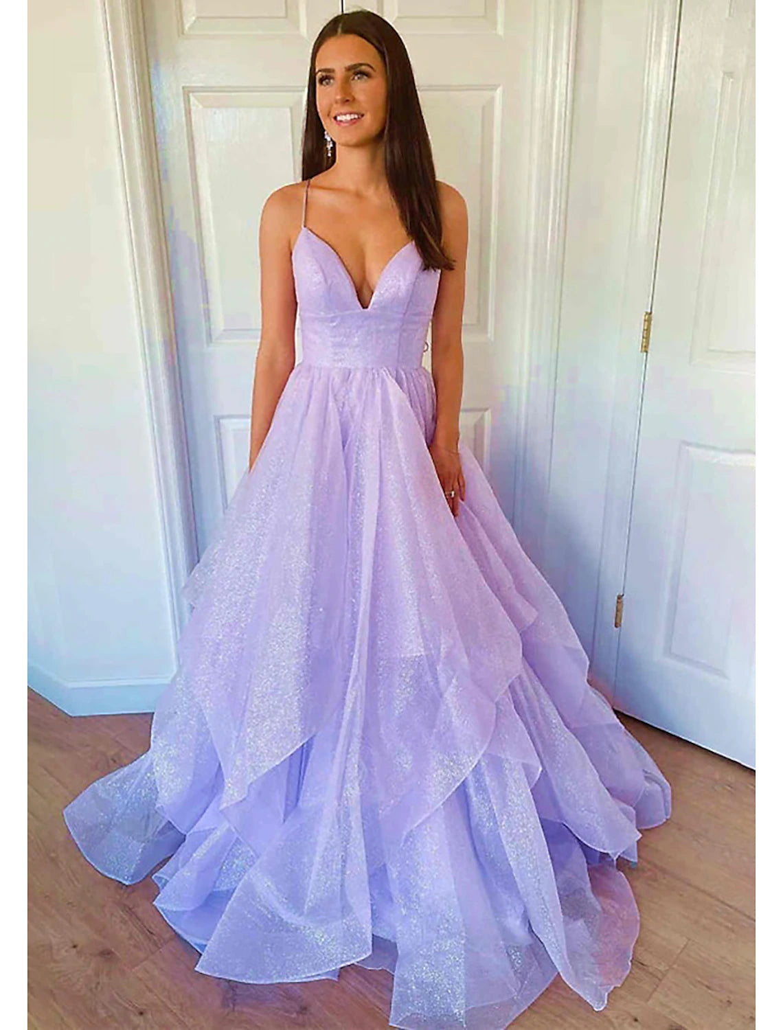 Wholesale  Ball Gown Prom Dresses Glittering Dress Wedding Party Birthday Court Train Sleeveless Spaghetti Strap Tulle Backless with Sequin Ruffles