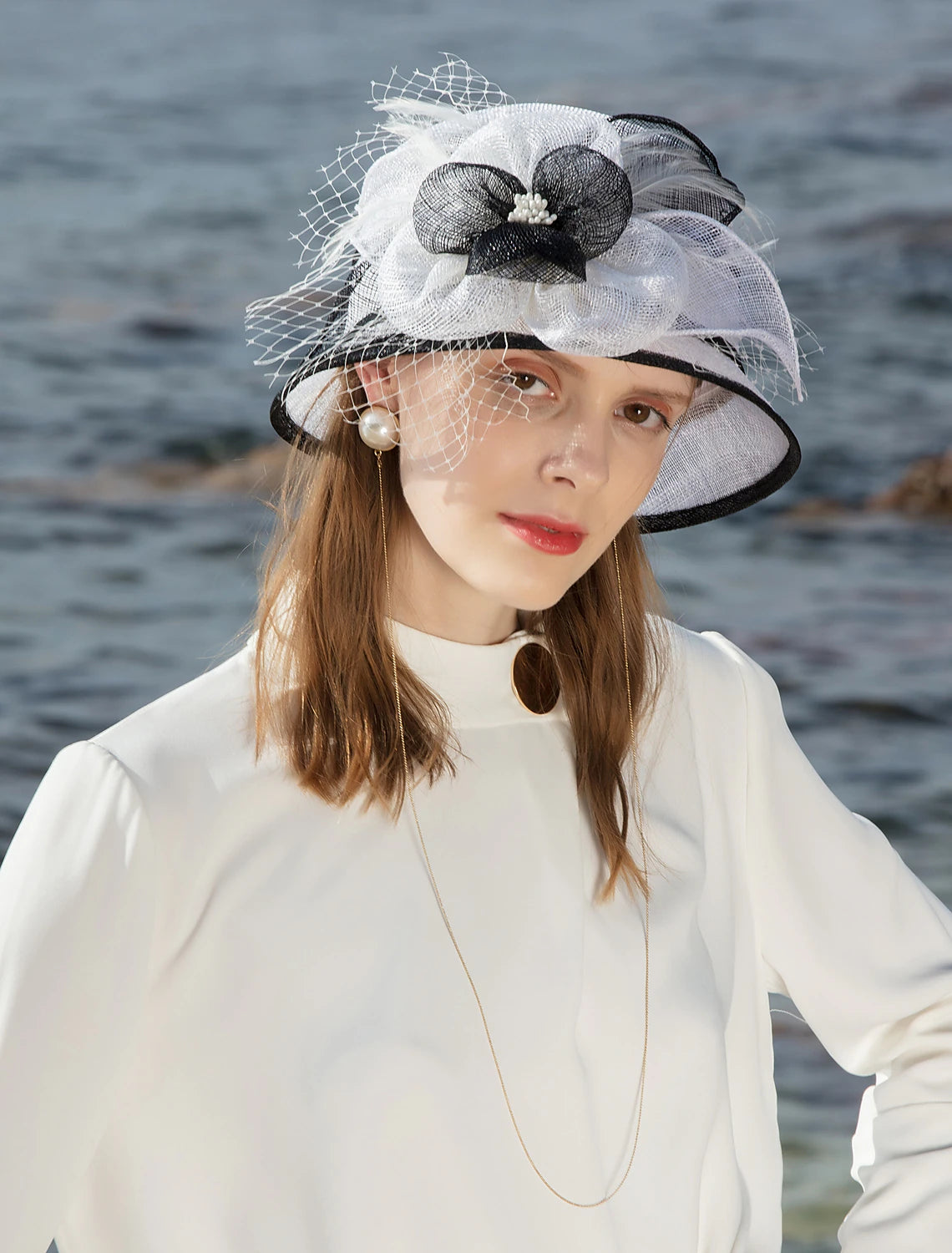 Wholesale Fascinators Hats 100% Linen Bucket Hat Melbourne Cup Elegant Romantic Wedding With Feather Headpiece Headwear