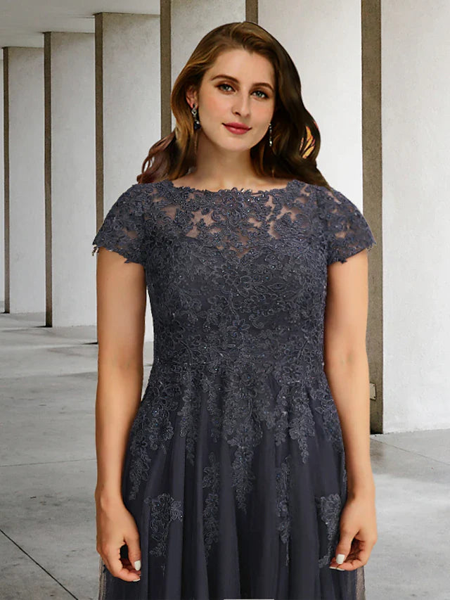 Wholesale A-Line Plus Size Curve Mother of the Bride Dresses Elegant Dress Formal Floor Length Short Sleeve Jewel Neck Lace with Pleats Appliques
