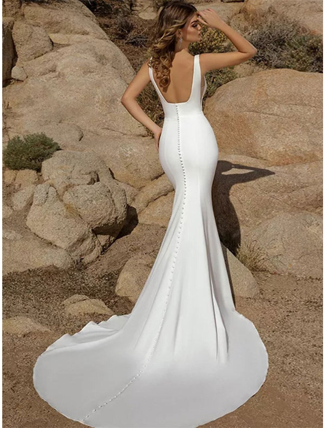 Wholesale  Beach Open Back Casual Wedding Dresses Mermaid / Trumpet Square Neck Sleeveless Court Train Stretch Fabric Bridal Gowns With Buttons Solid