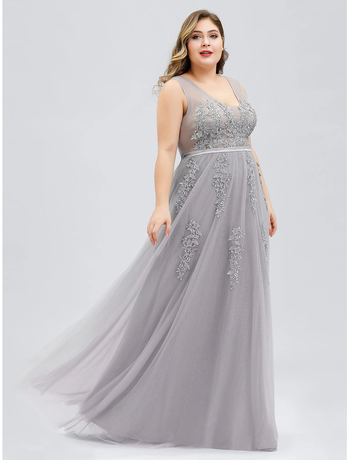 Wholesale  A-Line Prom Dresses Plus Size Dress Prom Floor Length Sleeveless V Neck Tulle V Back with Beading Appliques
