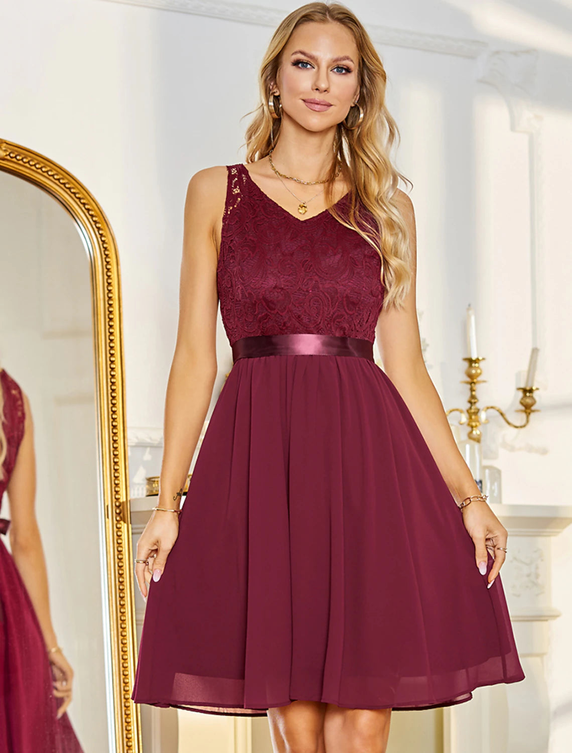 Wholesale A-Line Cocktail Dresses Vintage Dress Party Wear Cocktail Party Knee Length Sleeveless V Neck Chiffon with Pleats