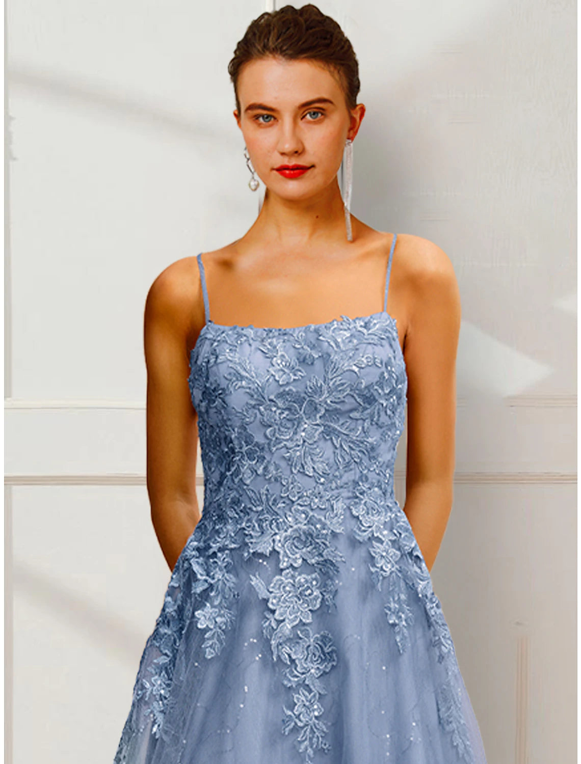 Wholesale  A-Line Prom Dresses Floral Dress Party Wear Prom Floor Length Sleeveless Spaghetti Strap Satin with Appliques