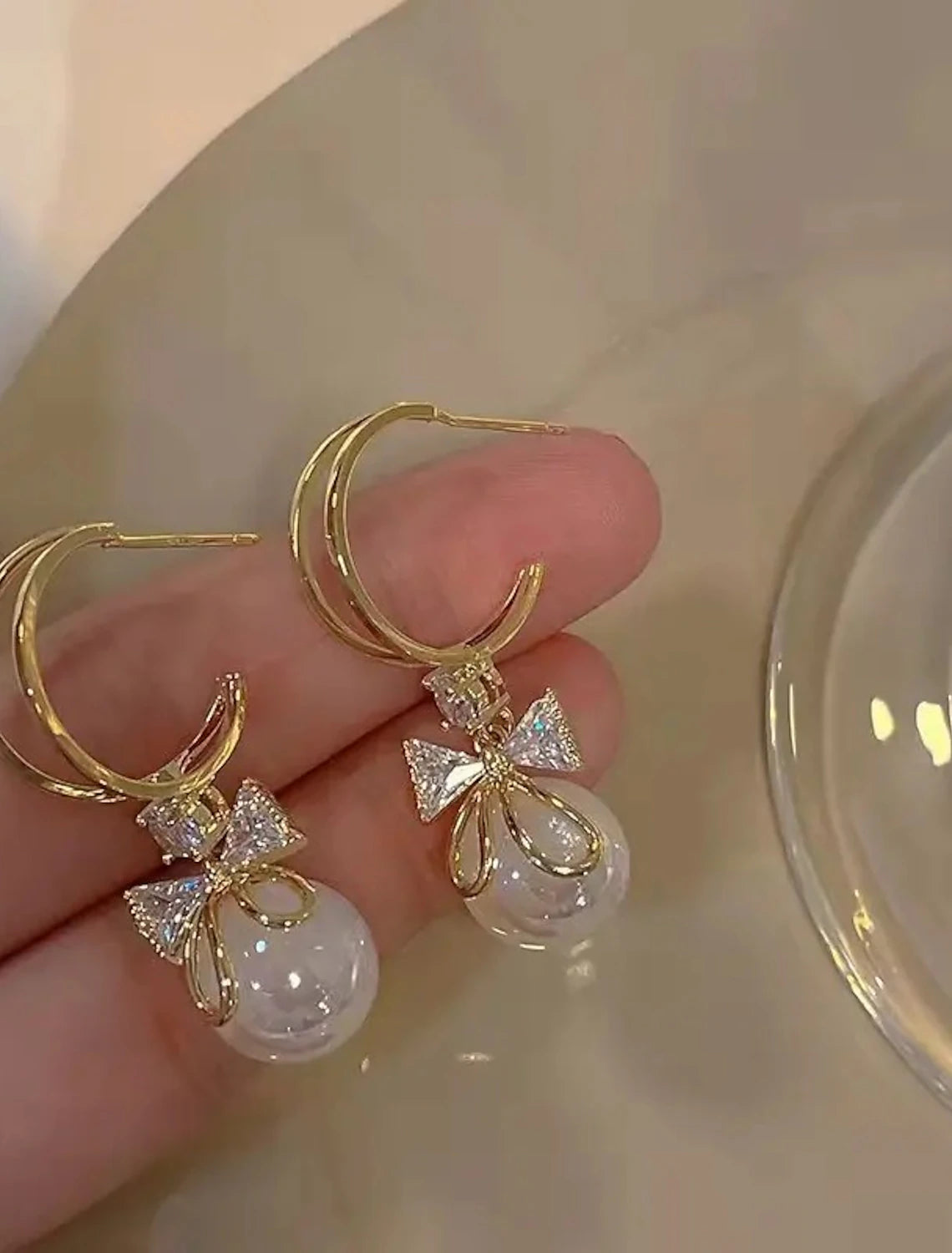 Wholesale Women's Pearl Drop Earrings Fine Jewelry Classic Precious Stylish Simple Earrings Jewelry Gold For Wedding Party 1 Pair