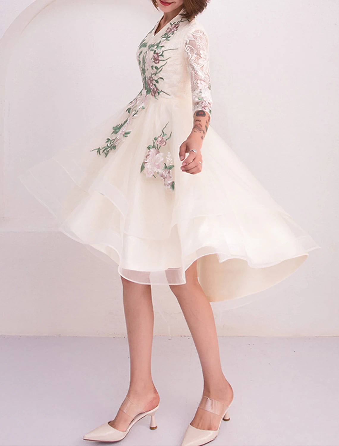 Wholesale A-Line Chinese Style Floral Party Wear Cocktail Party Dress V Neck Half Sleeve Knee Length Tulle with Tier Appliques