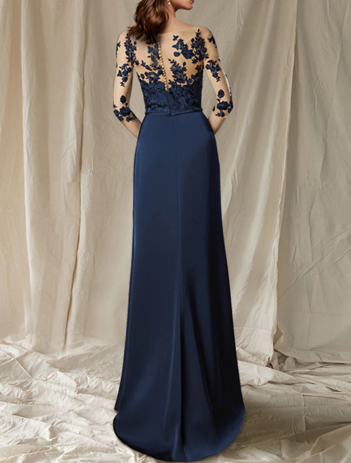 Wholesale Sheath / Column Mother of the Bride Dress Wedding Guest Plus Size Elegant Jewel Neck Sweep / Brush Train Chiffon Half Sleeve with Appliques Fall