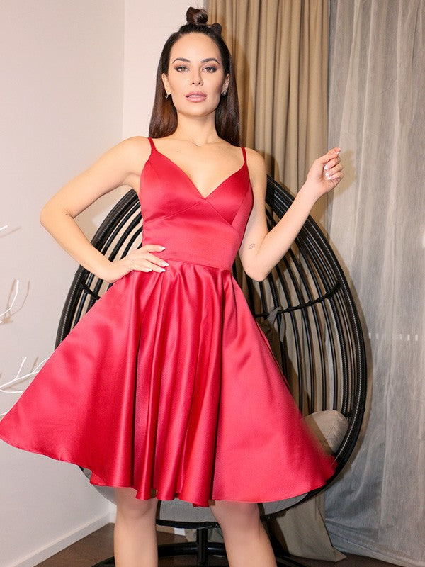 Wholesale A-Line/Princess V-neck Sleeveless Satin Short/Mini Homecoming Dresses
