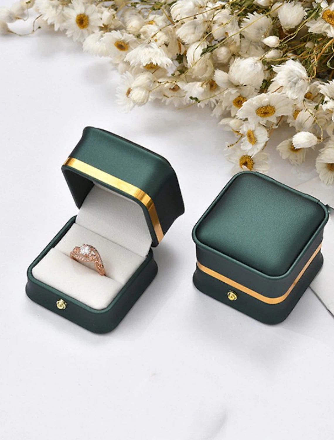 Wholesale Premium Gold Edge Jewelry Box Jewelry Box Gift Box Ring Pendant Bracelet Necklace Pearl Box