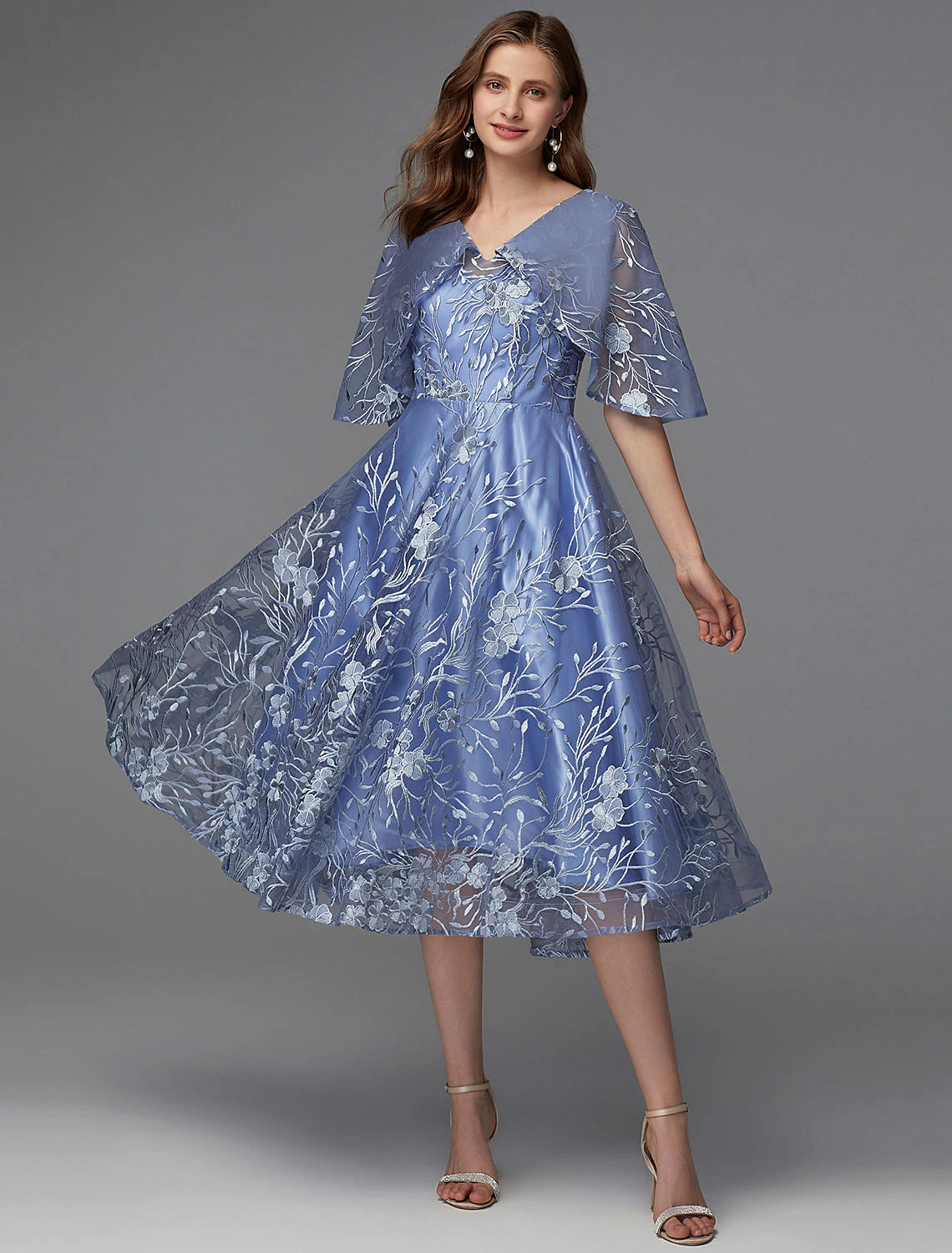 Wholesale  A-Line Floral Dress Wedding Guest Cocktail Party Tea Length Sleeveless V Neck Lace V Back with Pattern / Print Appliques