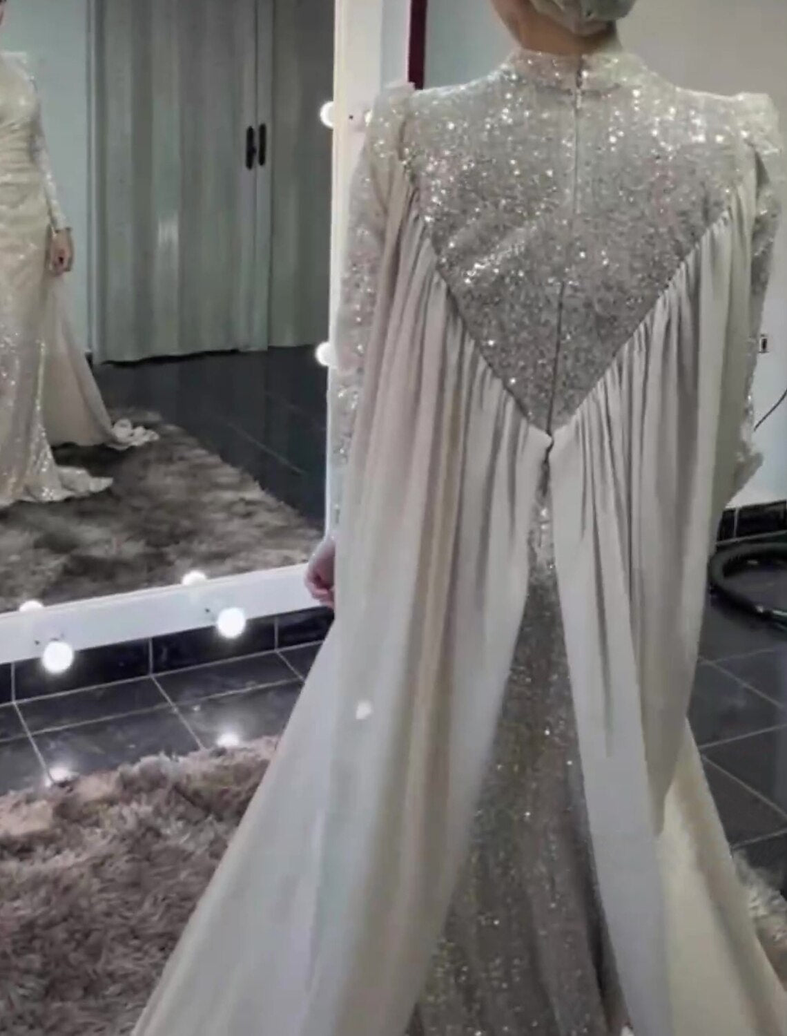 Wholesale Mermaid / Trumpet Evening Gown Elegant Dress Wedding Guest Sweep / Brush Train Long Sleeve High Neck Satin with Pearls Sequin Overskirt