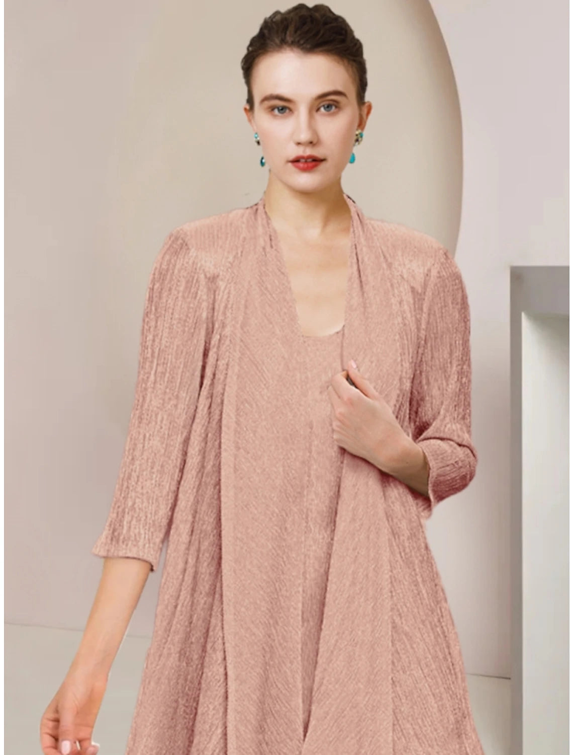 Wholesale  Two Piece Mother of the Bride Dress Simple Petite Scoop Neck Knee Length Lace 3/4 Length Sleeve with Pleats Solid